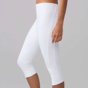 LULULEMON Ornate Crop Leggings